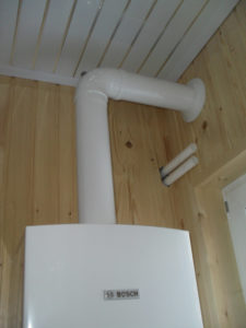 Коаксиальный дымоход в деревянном доме